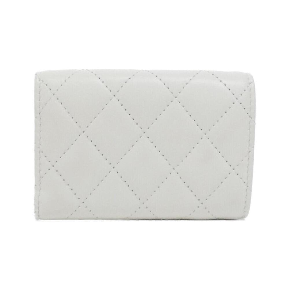 CHANEL White Wallet - Picture 2 of 9